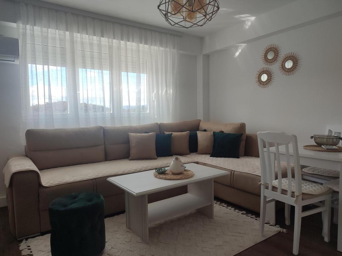 Apartman Dbb Nikšić エクステリア 写真